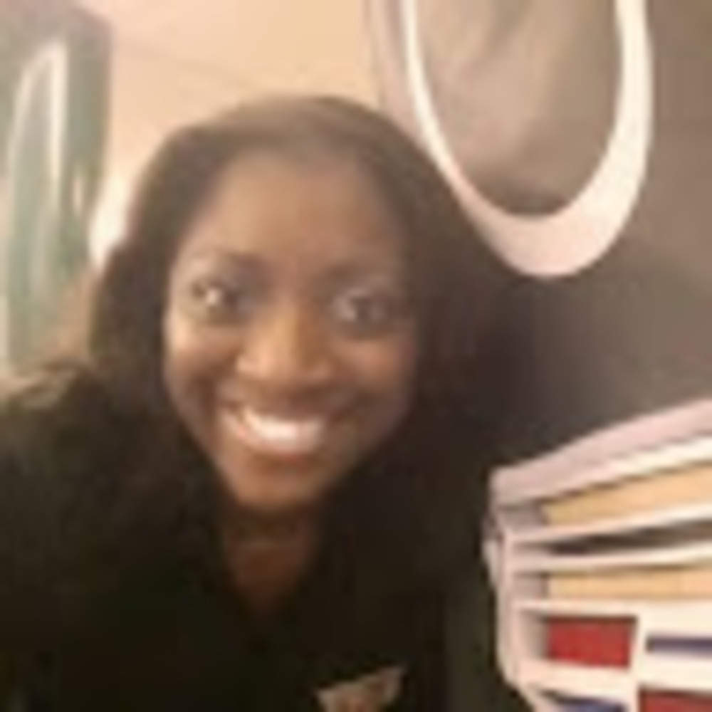 Meet your Posher, Nicole